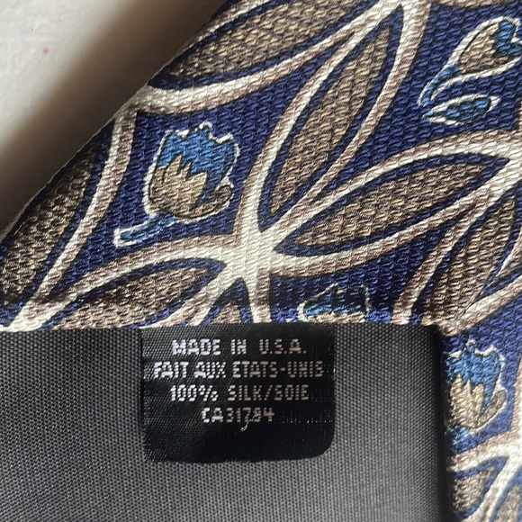 Vintage Moore’s  silk Floral tie - Picture 7 of 8